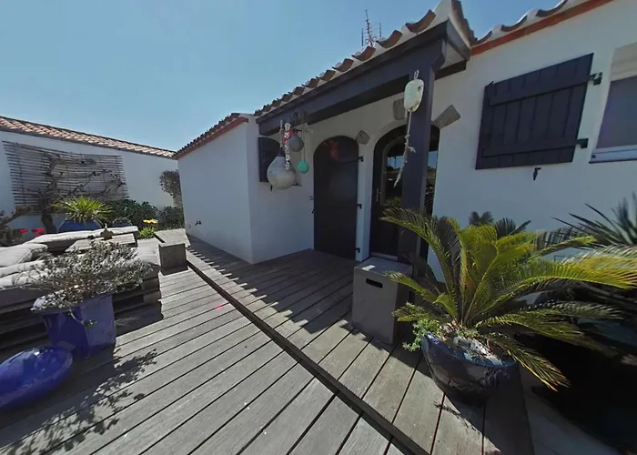 No000-07m - 4 Pieces - 6 Couchages En L'ile Villa *